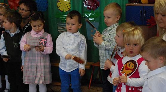 Grafika #18: Dzień Edukacji Narodowej i Pasowanie na Przedszkolaka 16.10.2015r.