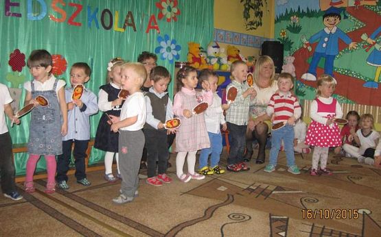 Grafika #42: Dzień Edukacji Narodowej i Pasowanie na Przedszkolaka 16.10.2015r.