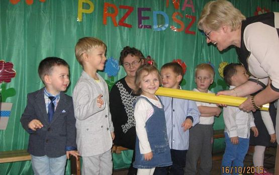 Grafika #51: Dzień Edukacji Narodowej i Pasowanie na Przedszkolaka 16.10.2015r.