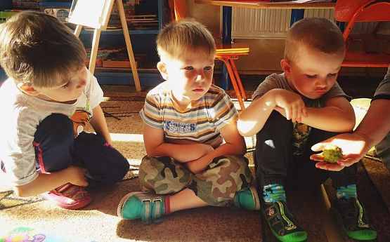 Grafika #16: Jesienne zabawy - Grupa maluszków