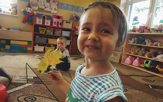 Grafika #6: Jesienne zabawy - Grupa maluszków