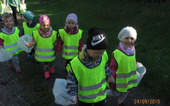 Grafika #2: Udział w Akcji Sprzątania Świata 24.09.2015