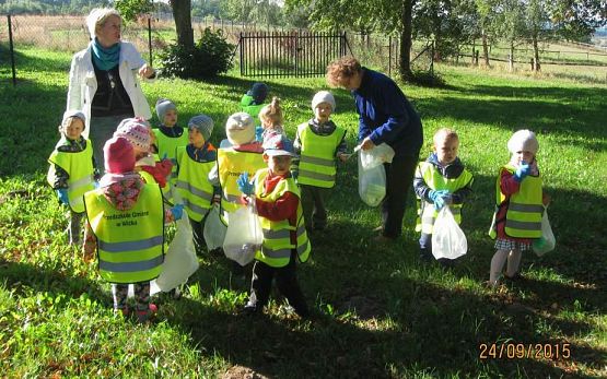 Grafika #6: Udział w Akcji Sprzątania Świata 24.09.2015