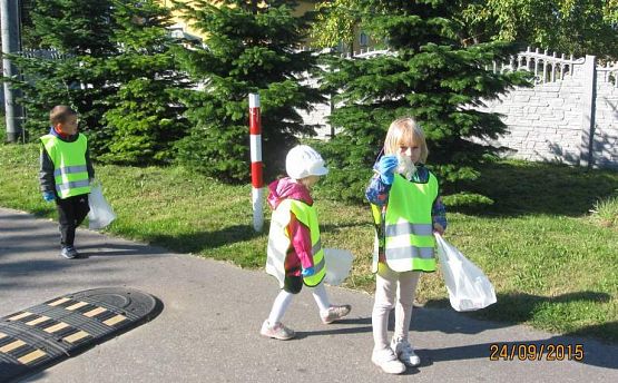 Grafika #8: Udział w Akcji Sprzątania Świata 24.09.2015