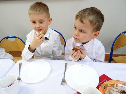 Grafika #6: Wigilia cz. III