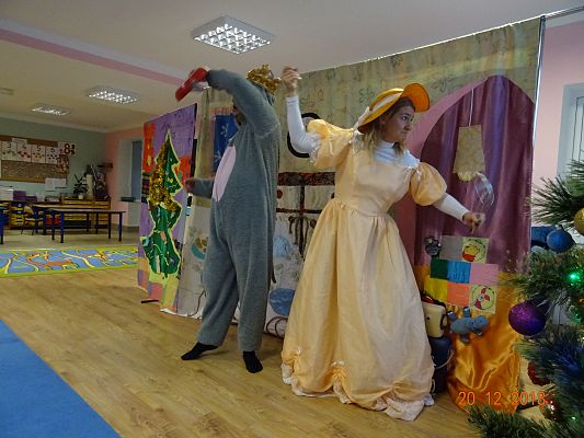 Grafika #0: Przedstawienie teatralne Dziadek do orzechów cz. III