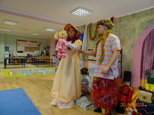 Grafika #5: Przedstawienie teatralne  Dziadek do orzechów cz. I