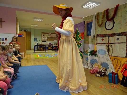 Grafika #6: Przedstawienie teatralne  Dziadek do orzechów cz. I