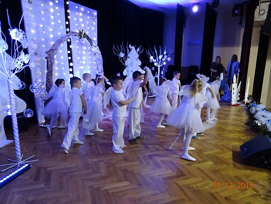 Grafika #5: Musical Bożonarodzeniowy cz. VII