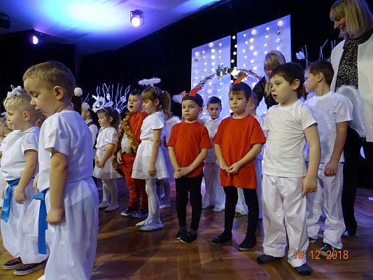 Grafika #8: Musical Bożonarodzeniowy cz. VII