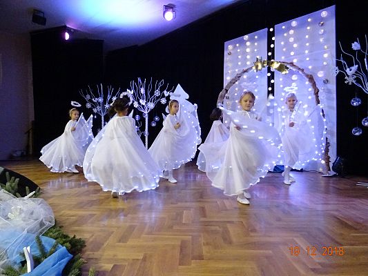 Grafika #5: Musical Bożonarodzeniowy cz. VI