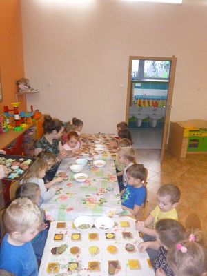 Grafika #8: Przygotowania do Świąt  Motylki