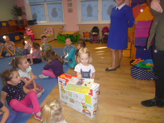 Grafika #2: Rozstrzygnięcie konkursu plastycznego dla przedszkoli Kolorowe liście