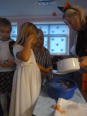 Grafika #2: Andrzejki Sowy