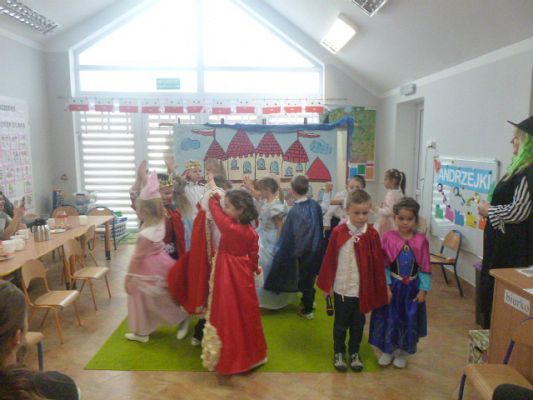 Grafika #5: Andrzejki cz.I Sowy