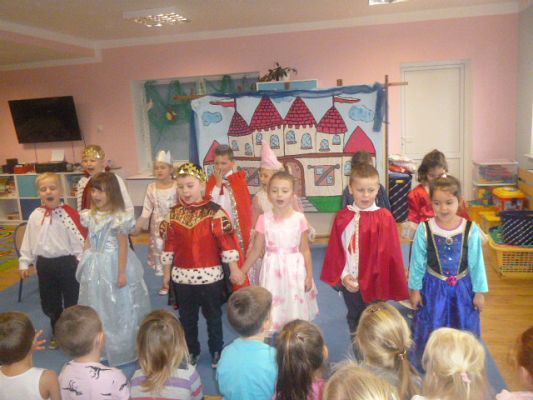 Grafika #4: Niespełnione marzenia Kopciuszka cz. III