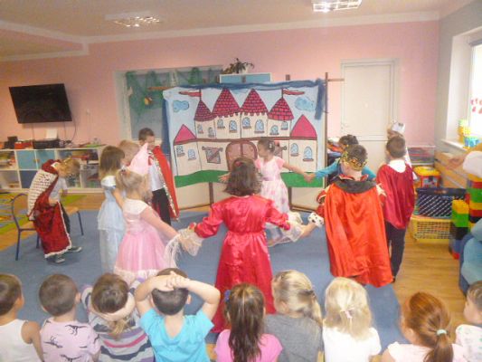 Grafika #2: Niespełnione marzenie Kopciuszka cz. II