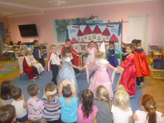 Grafika #3: Niespełnione marzenie Kopciuszka cz. II