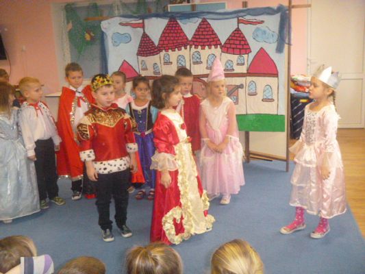 Grafika #8: Niespełnione marzenie Kopciuszka cz. II