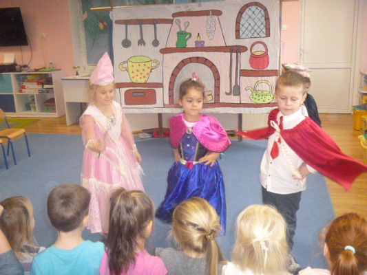 Grafika #6: Niespełnione marzenie Kopciuszka cz. I