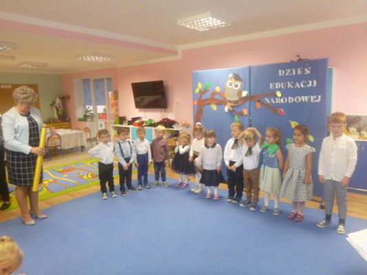 Grafika #0: Dzień Edukacji Narodowej i Pasowanie na Przedszkolaka cz.V