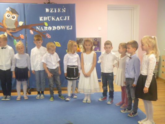 Grafika #4: Dzień Edukacji Narodowej i Pasowanie na Przedszkolaka cz.III