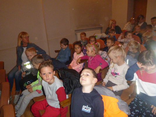 Grafika #4: Spektakl Niedźwiedź i Masza cz. III