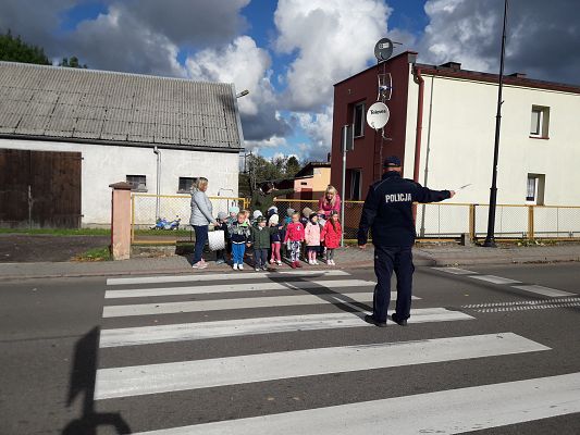 Grafika #5: Spotkanie z policjantem cz. IV