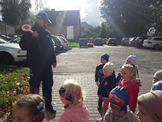 Grafika #7: Spotkanie z policjantem cz. IV