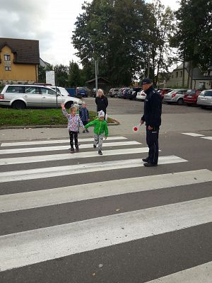 Grafika #2: Spotkanie z policjantem cz. III