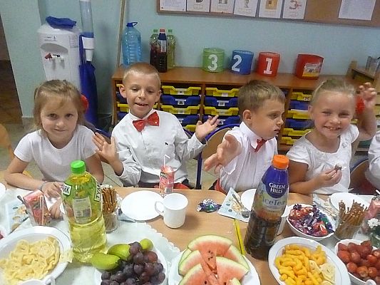 Grafika #2: Uroczyste pożegnanie 6-latków cz. XI