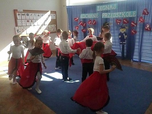 Grafika #0: Uroczyste pożegnanie 6-latków cz. III