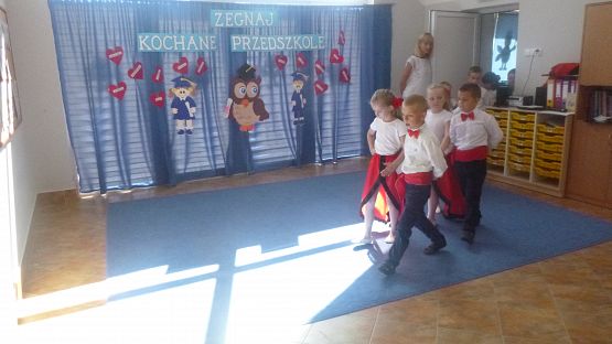 Grafika #1: Uroczyste pożegnanie 6-latków cz.I