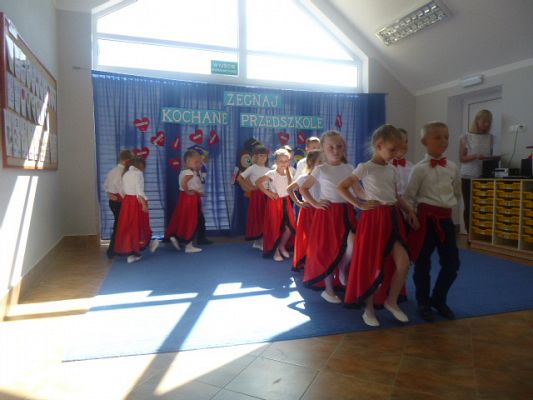 Grafika #3: Uroczyste pożegnanie 6-latków cz.I