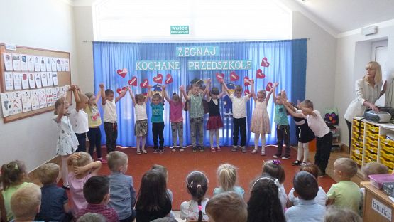 Grafika #6: Delfinki przekazują klucz Rybkom cz. III