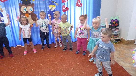 Grafika #2: Delfinki przekazują klucz Rybkom cz. II