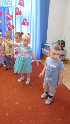 Grafika #4: Delfinki przekazują klucz Rybkom cz. II