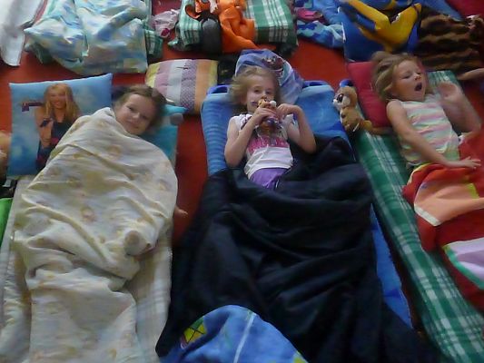 Grafika #5: Nocka w przedszkolu cz. III