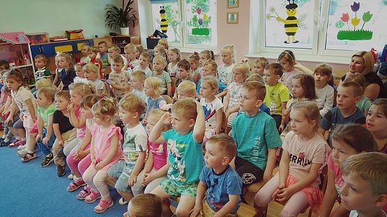 Grafika #0: Zło tańcem zwyciężaj- bajka muzyczna cz. III