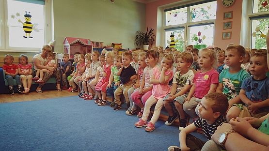 Grafika #0: Zło tańcem zwyciężaj- bajka muzyczna cz. II