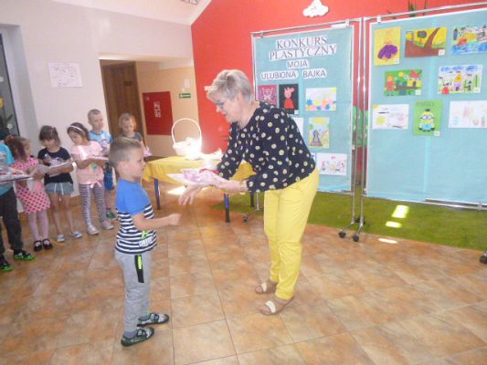 Grafika #1: Rozstrzygnięcie konkursu plastycznego  Moja ulubiona bajka cz. III