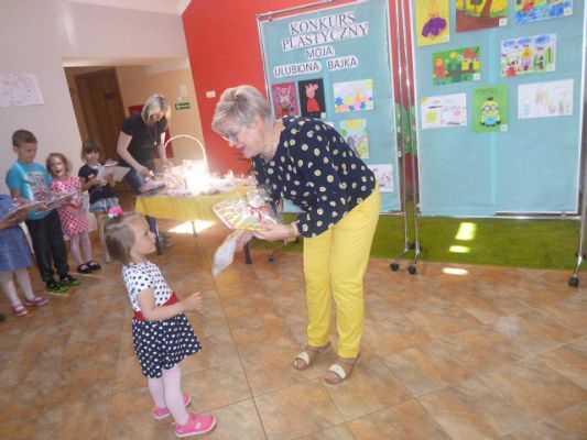 Grafika #5: Rozstrzygnięcie konkursu plastycznego  Moja ulubiona bajka cz. II