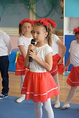 Grafika #6: Uroczystość pożegnania przedszkola przez dzieci 6-letnie cz. IV