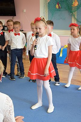 Grafika #7: Uroczystość pożegnania przedszkola przez dzieci 6-letnie cz. IV