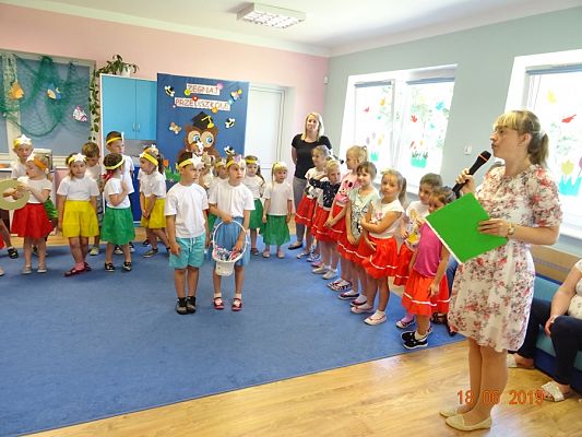 Grafika #1: Pożegnanie 6-latków przez młodsze przedszkolaki cz. V