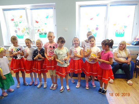 Grafika #3: Pożegnanie 6-latków przez młodsze przedszkolaki cz. V