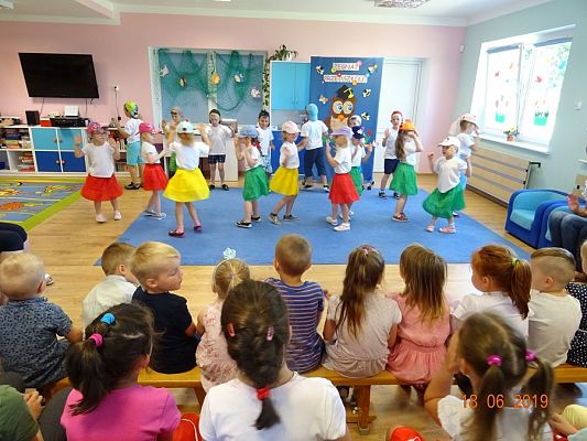 Grafika #5: Pożegnanie 6-latków przez młodsze przedszkolaki cz. III