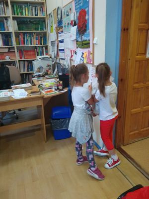 Grafika #5: Przedszkolaki z wizytą w Szkole Podstawowej w Wicku cz. II