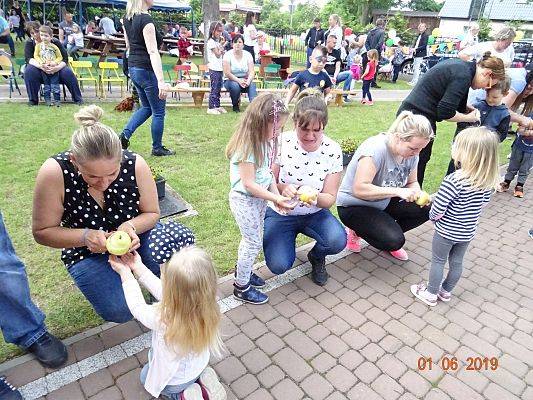 Grafika #3: Festyn Rodziny cz. VI