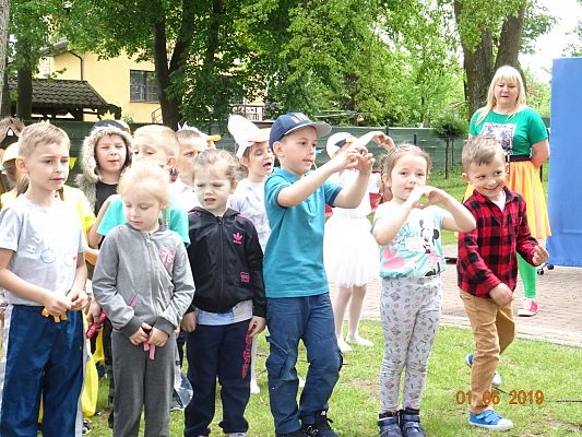 Grafika #1: Festyn Rodzinny cz. II